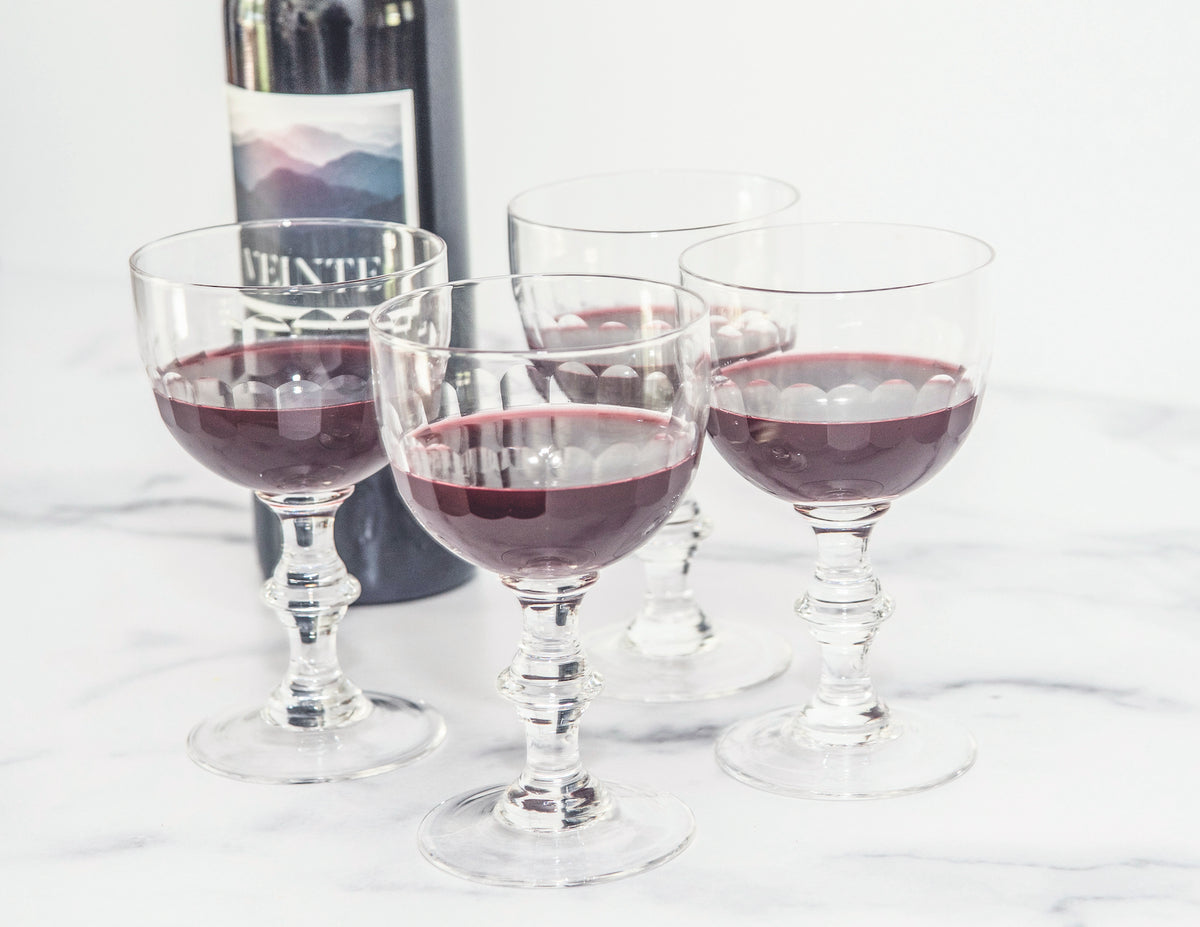 Wine glass rental options