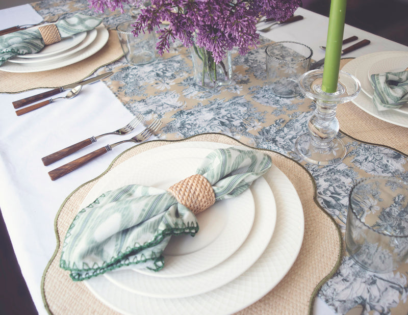 If you like October Mist, Evergreen Fog, Guacamole, or Gentle Olive try this tablescape